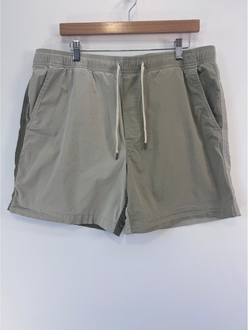 American Eagle 24/7 Flex Lived-In Colorblock Trekker Shorts Men's Large Olive